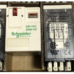 Schneider RXM4AB1P7 - 230V Ac 2 Kutuplu Röle 12A